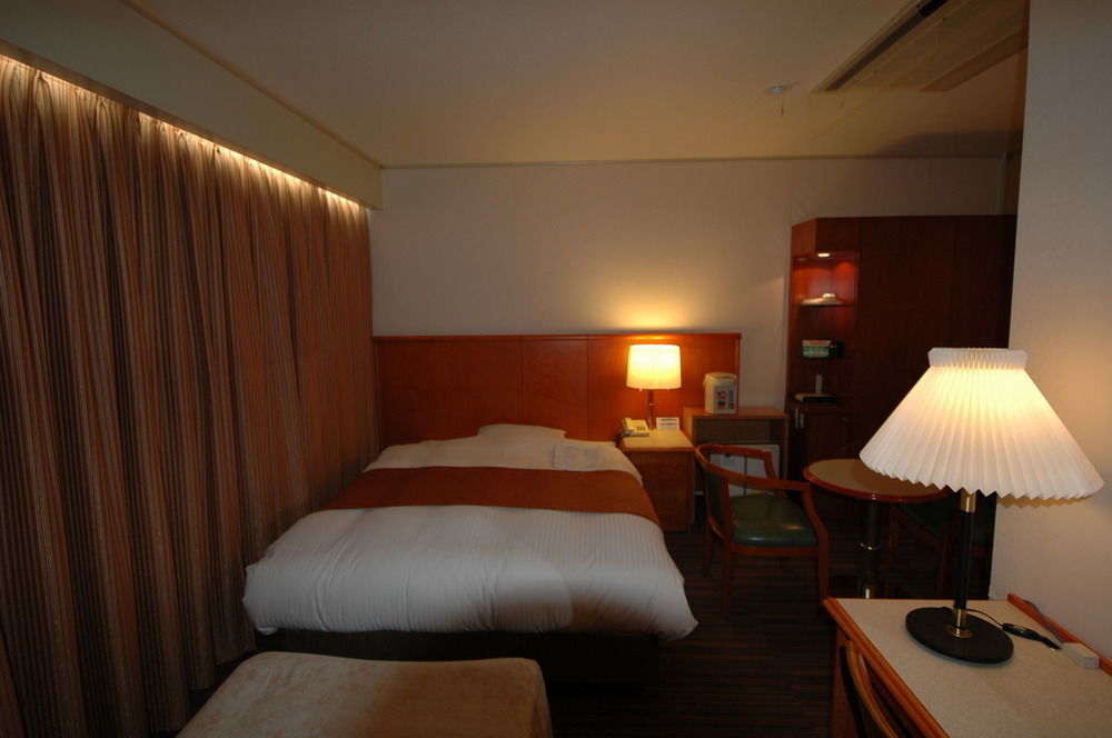 Hyper Inn Takamatsu Ekimae Esterno foto