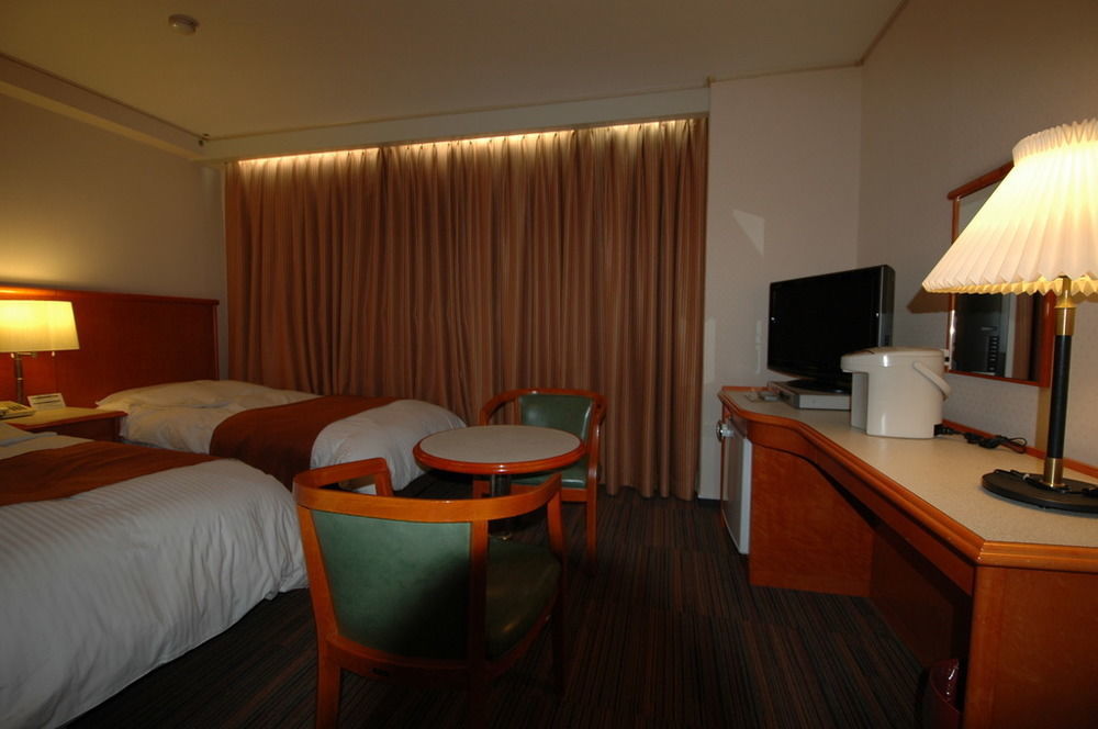 Hyper Inn Takamatsu Ekimae Esterno foto